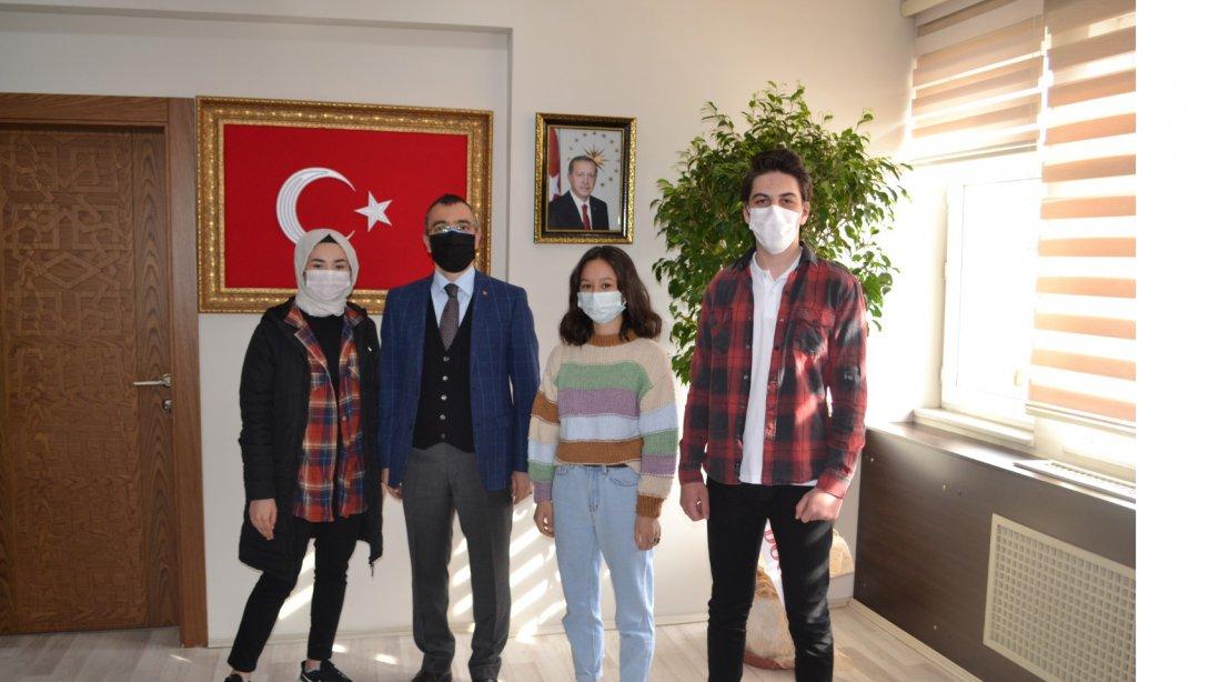 İstiklâl Marşı'nın 100. Yıl Dönümü Etkinlikleri Kapsamında Düzenlenen Yarışmaların Ödülleri Verildi