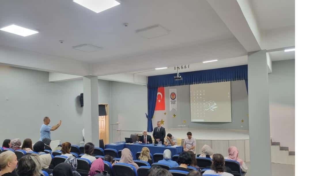 Milli Eğitim Bakanımız Sayın Yusuf TEKİN'in Mesleki Çalışma Programı Yayını Öğretmenlerimizle Birlikte Takip Edildi