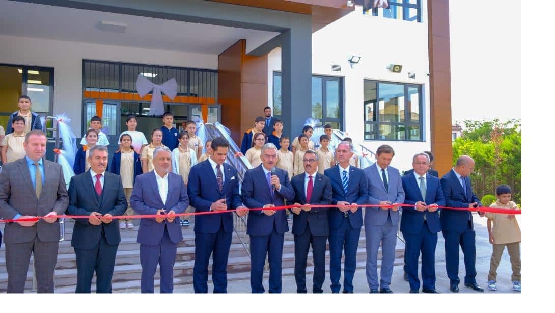 Bora Ateş Özdilek Ortaokulu Açılışı Gerçekleştirildi